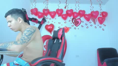 Snapshot of steven19_latinboy chatting on February 2026 11:49:02 AM Steven online show from February 2026 11:49:02 AM