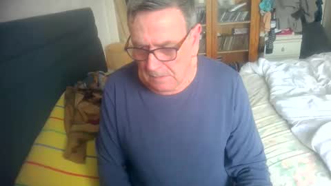 slave for computer control online show from March 2026 10:19:02 AM