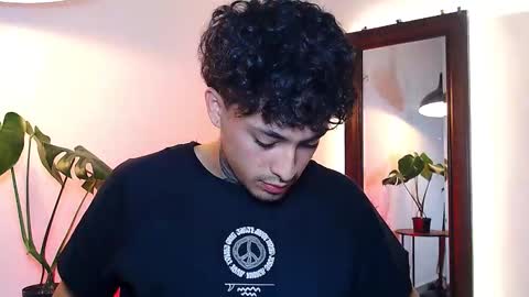 Daniel Steven Navarro online show from March 2026 02:04:02 AM