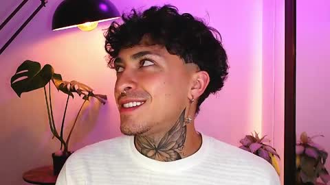 Daniel Steven Navarro online show from March 2026 01:05:01 AM