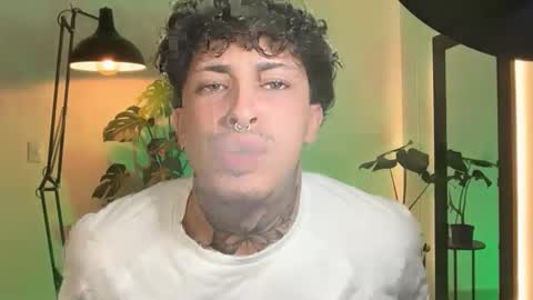 Daniel Steven Navarro online show from April 2026 01:23:02 AM