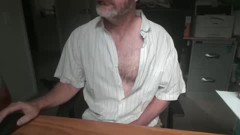 SteveTheTigerr online show from February 2026 11:45:01 PM