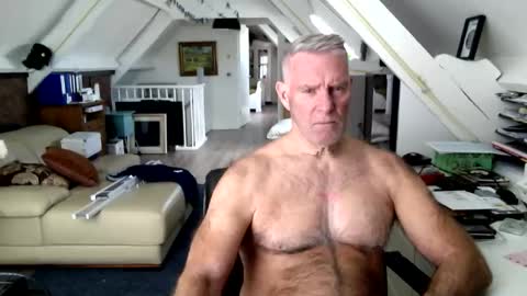 Snapshot of stevetwo chatting on April 2026 11:24:01 AM stevetwo online show from April 2026 11:24:01 AM