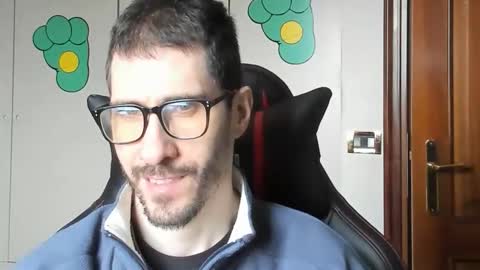 Snapshot of stevex870 chatting on November 2025 09:15:01 AM Steve online show from November 2025 09:15:01 AM