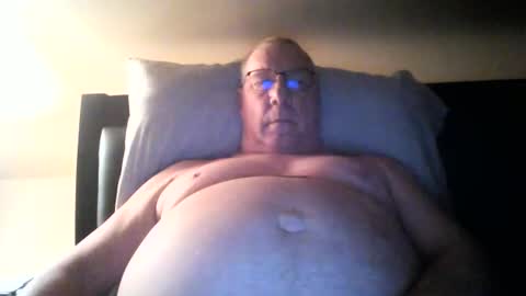 Snapshot of stew1014 chatting on February 2025 09:42:02 AM bobby online show from February 2025 09:42:02 AM