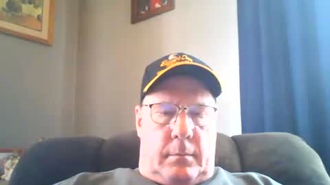 Snapshot of stew1014 chatting on February 2026 08:54:01 PM bobby online show from February 2026 08:54:01 PM