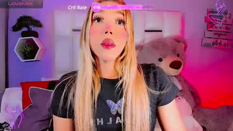 Snapshot of steyseequeen chatting on February 2025 09:28:01 PM Steisee Reyes online show from February 2025 09:28:01 PM