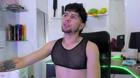 Manuel online show from May 2026 06:45:02 PM
