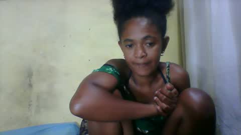 sthela915849 online show from January 2026 04:00:01 PM