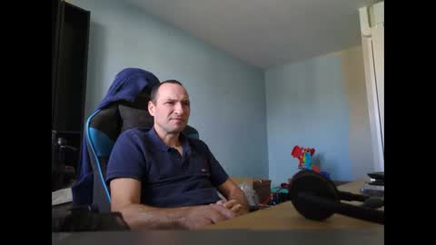 stickolive1 online show from October 2025 11:18:01 AM