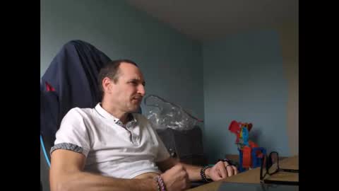 stickolive1 online show from October 2025 02:18:01 PM