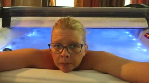 Snapshot of stickywethoney chatting on May 2026 12:01:01 PM Stickywethoney online show from May 2026 12:01:01 PM