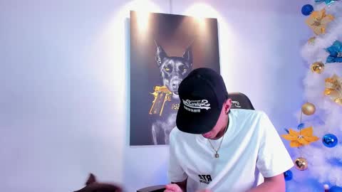 Snapshot of stiiveen_24cm chatting on December 2025 06:00:01 AM Stiven brendan online show from December 2025 06:00:01 AM