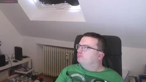 Oliver online show from November 2025 08:28:01 AM