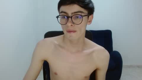 Snapshot of stiv_grant chatting on April 2026 11:50:01 PM stiv_grant online show from April 2026 11:50:01 PM