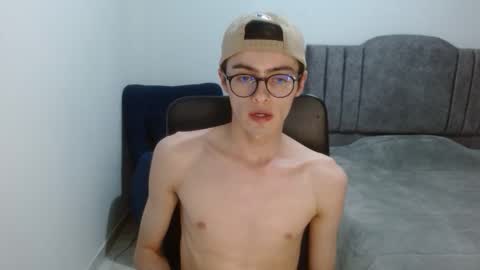 Snapshot of stiv_grant chatting on June 2026 01:56:01 AM stiv_grant online show from June 2026 01:56:01 AM