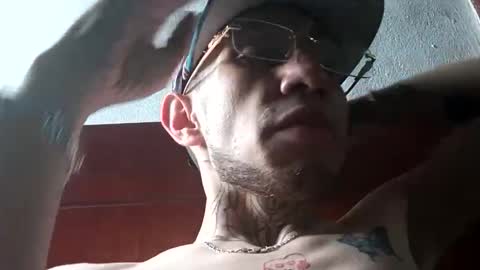 stivenarriero4 online show from April 2026 04:48:01 PM