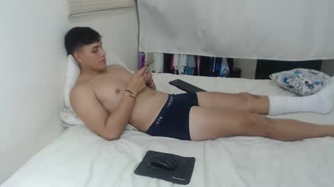 Mike online show from November 2025 08:21:01 PM