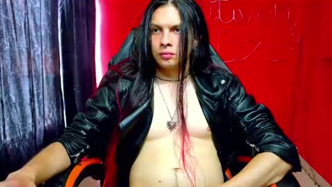 stivnhot online show from May 2026 07:00:01 PM