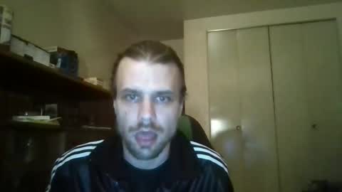 stockingsnfeet online show from April 2026 12:43:02 AM