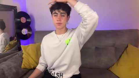 Snapshot of stolas_ying chatting on March 2026 11:22:02 PM Stolas online show from March 2026 11:22:02 PM