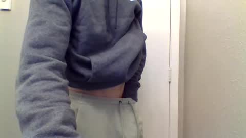 Snapshot of stoned32w chatting on February 2026 05:08:02 AM Cameron online show from February 2026 05:08:02 AM