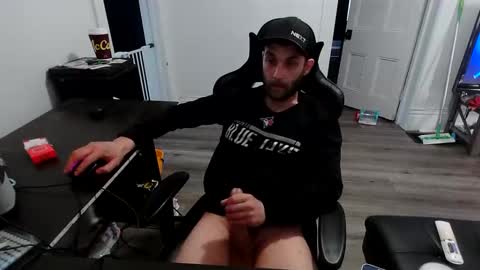 stonedpanda77 online show from June 2026 11:00:01 PM