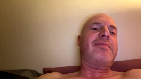 Stoodley22 online show from April 2026 08:25:02 PM