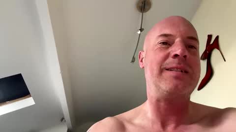 Stoodley22 online show from April 2026 09:02:01 AM