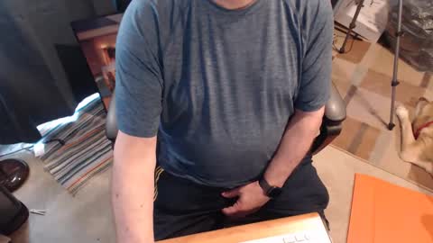 Stormy6569 online show from April 2026 02:00:02 PM