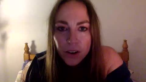 Snapshot of stormy_reeves chatting on December 2025 02:06:02 AM Stormy Reeves online show from December 2025 02:06:02 AM