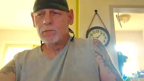 Snapshot of stormynorm14 chatting on September 2025 01:05:02 PM stormynorm14 online show from September 2025 01:05:02 PM