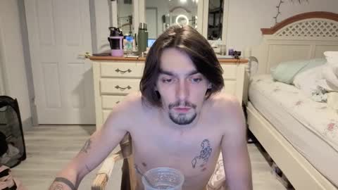 str8whiteboy21 online show from February 2026 03:00:02 AM