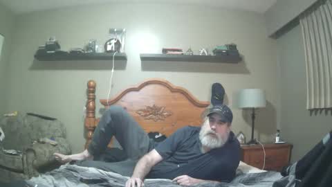 Straightbear4you online show from February 2025 01:24:01 AM