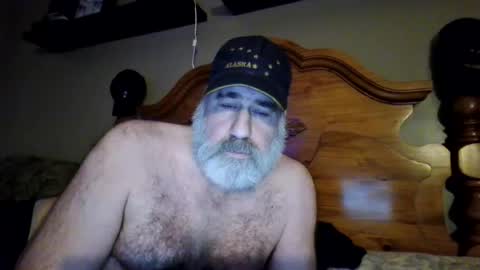 Snapshot of straightbear4you chatting on July 2026 10:30:01 AM Straightbear4you online show from July 2026 10:30:01 AM
