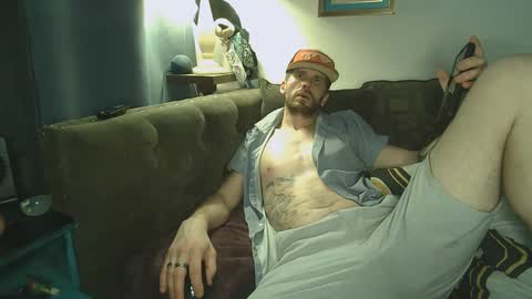 straitpipermann22 online show from September 2025 03:33:01 PM