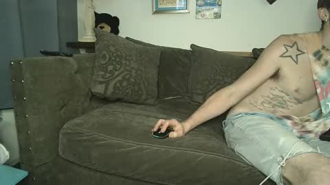 straitpipermann22 online show from October 2025 01:36:02 AM