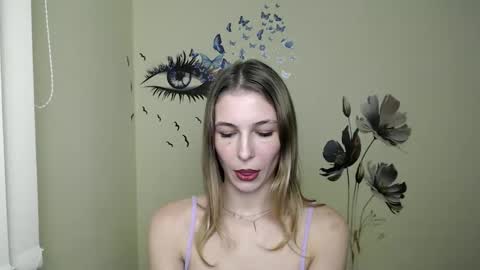 Snapshot of stranger_giirl chatting on December 2024 04:39:02 PM Amalia online show from December 2024 04:39:02 PM