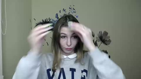 Snapshot of stranger_giirl chatting on December 2024 01:14:01 PM Amalia online show from December 2024 01:14:01 PM