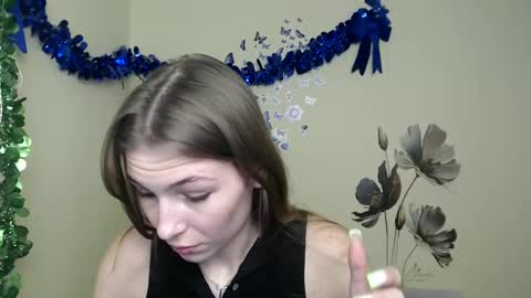 Snapshot of stranger_giirl chatting on January 2025 04:11:02 PM Amalia online show from January 2025 04:11:02 PM