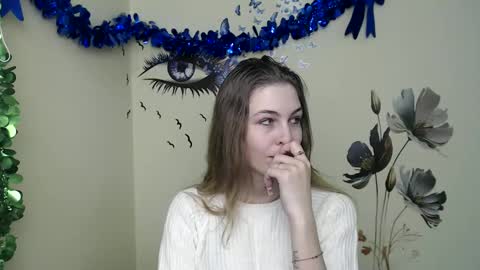 Snapshot of stranger_giirl chatting on January 2025 12:57:02 PM Amalia online show from January 2025 12:57:02 PM