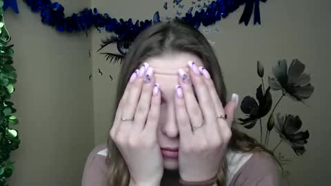 Snapshot of stranger_giirl chatting on January 2025 01:01:01 PM Amalia online show from January 2025 01:01:01 PM