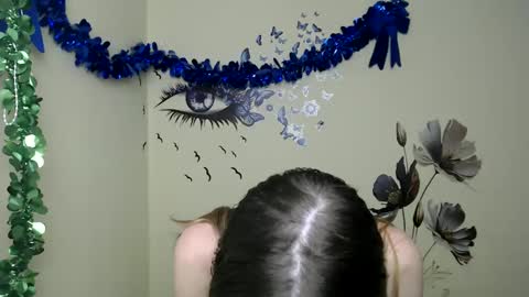 Snapshot of stranger_giirl chatting on February 2025 12:55:01 PM Amalia online show from February 2025 12:55:01 PM