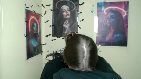 Snapshot of stranger_giirl chatting on March 2025 04:24:02 PM Amalia online show from March 2025 04:24:02 PM