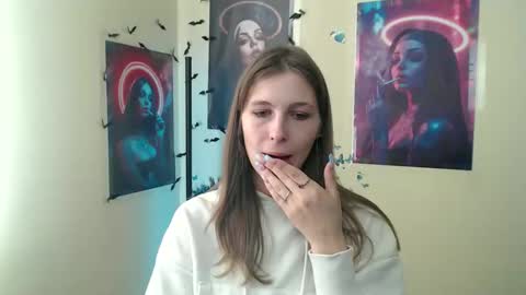 Snapshot of stranger_giirl chatting on September 2025 06:34:01 AM Amalia online show from September 2025 06:34:01 AM