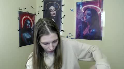 Snapshot of stranger_giirl chatting on October 2025 07:21:01 AM Amalia online show from October 2025 07:21:01 AM