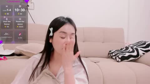 Snapshot of strawberry_loveee chatting on November 2025 04:42:01 PM strawberry_loveee online show from November 2025 04:42:01 PM