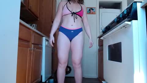 Strawberrylotsacake online show from March 2026 06:01:01 PM