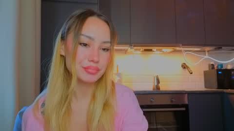 Tati and Lola online show from May 2026 05:13:02 AM