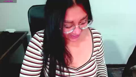 strawlux online show from February 2026 02:34:02 AM